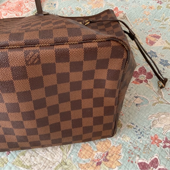 Authentic Louis Vuitton Neverfull GM Tote in Damier Ebene | - Picture 9 of 10